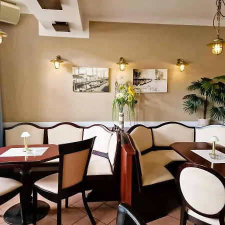 Am Markt & Brauhaus Stadtkrug Hotel