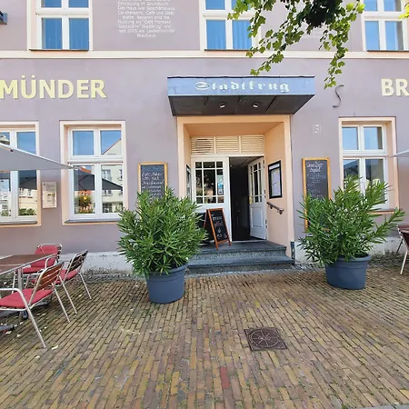 Am Markt & Brauhaus Stadtkrug 호텔 웨케문데