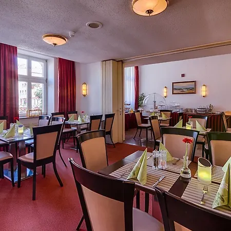 Hotel Am Markt & Brauhaus Stadtkrug 3*