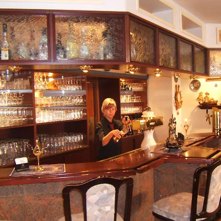 Otel Am Markt & Brauhaus Stadtkrug